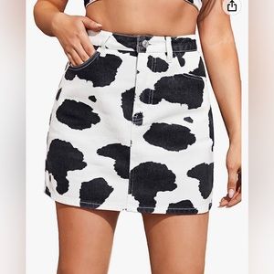 Amazon. Medium. Cowgirl.